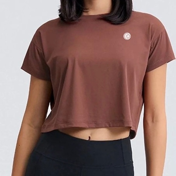 Crop Tops with a scoop neckline Buttery-soft Size M - Picture 1 of 3